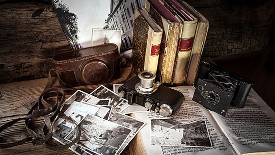 POROZMAWIAJ Z DZIADKAMI, ZAJRZYJ DO ALBUMÓW