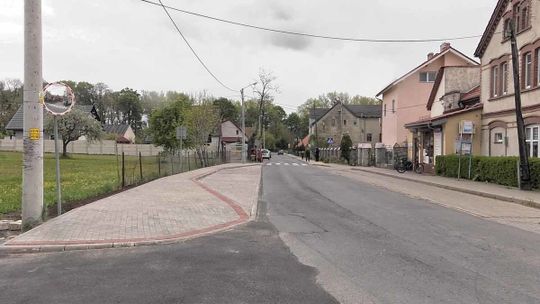 POWIAT DZIERŻONIOWSKI INWESTUJE W DROGI