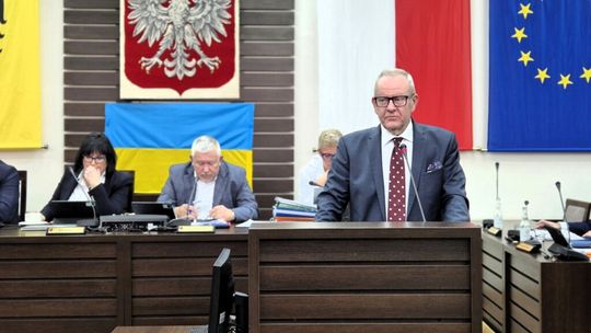 Powiat Dzierżoniowski z budżetem na 2026 rok Powiat Dzierżoniowski z budżetem na 2026 rok