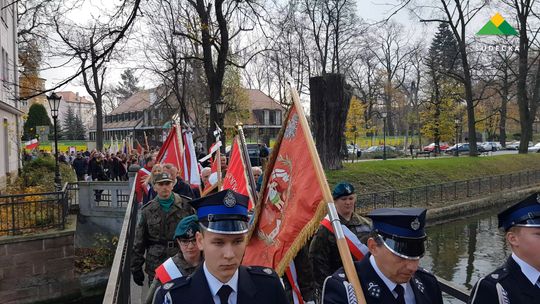 POWIATOWE I MIEJSKIE OBCHODY 100 ROCZNICY ODZYSKANIA NIEPODLEGŁOŚCI W KŁODZKU