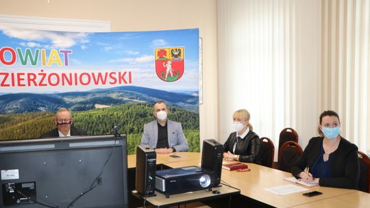 POWIATOWY ZESPÓŁ ZARZĄDZANIA KRYZYSOWEGO