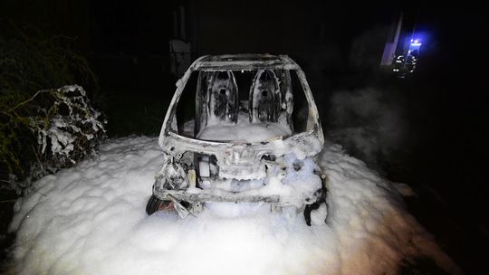 Pożar auta w Piławie Górnej