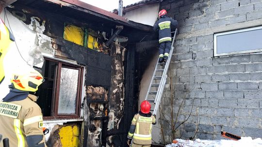 Pożar budynku w Jędrzejowicach