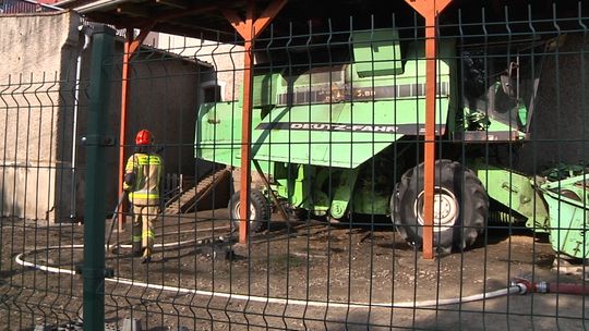 Pożar kombajnu w Nowiźnie