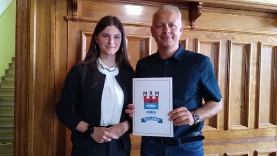 PRZEDWAKACYJNA SESJA PODSUMOWUJĄCA DZIAŁANIA MŁODZIEŻOWEJ RADY MIASTA BIELAWA