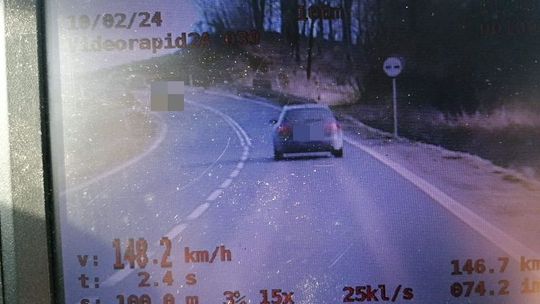 Przekroczenie prędkości było powodem kontroli – kierowca był pijany