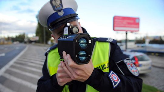 PRZEKROCZYŁ W TERENIE ZABUDOWANYM PRĘDKOŚC O 69 KM/H