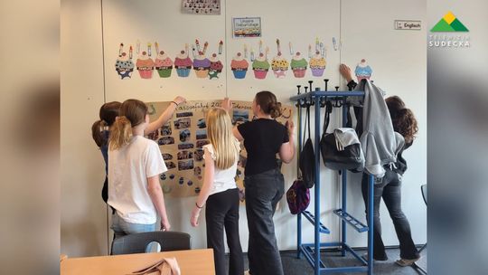 Przełamując Bariery: Uczniowie z Niepełnosprawnościami z Erasmusem w Hiszpanii