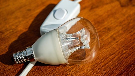 Przenośny agregat prądotwórczy – zalety urządzenia