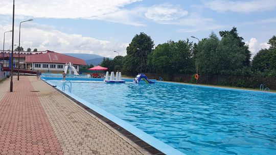 PRZYJDŹ NA BASEN ODKRYTY W DZIERŻONIOWIE