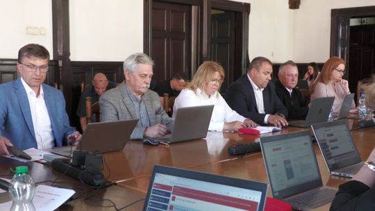Rada Gminy Miejskiej Nowa Ruda z nowym prezydium i przewodniczącymi komisji stałych