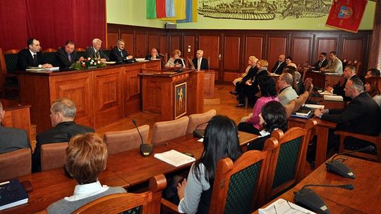 RADNI O ABSOLUTORIUM BURMISTRZA