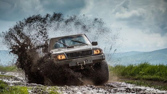 Ranking niezawodnych terenówek: TOP10 najlepszych modeli samochodów terenowych 4×4