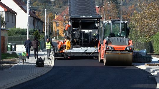 Remont ul. Słowiańskiej, Chopina i Wysokiej w Bielawie dobiega końca