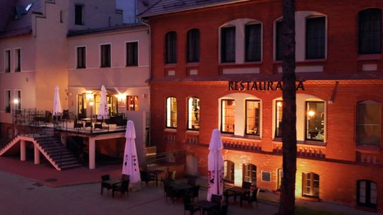 RESTAURACJA DOBRY ROCZNIK W NIEMCZY