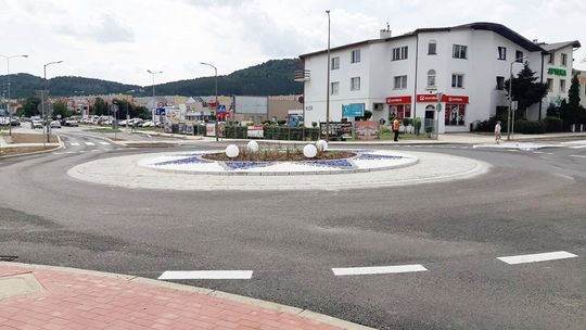 RONDO NA OS. XXV-LECIA W BIELAWIE OTWARTE DLA RUCHU! 