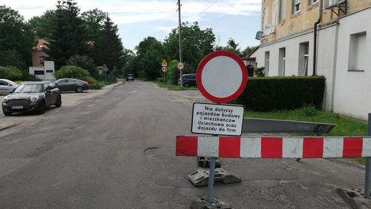 Rozpoczęła się modernizacja ulicy Piastowskiej w Uciechowie