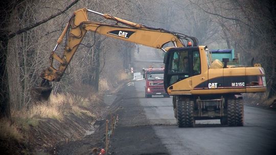 RUSZAJĄ PRACE PRZY DZIERŻONIOWSKIEJ OBWODNICY