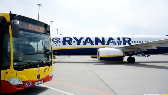 SAMOLOTEM Z WROCŁAWIA NA MAZURY