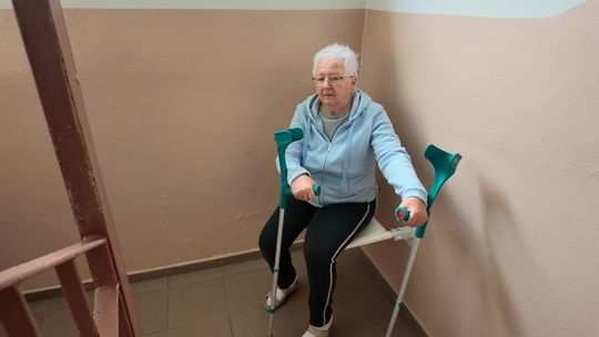 Schody już nie więżą seniorów -Inicjatywa posła Marka Chmielewskiego