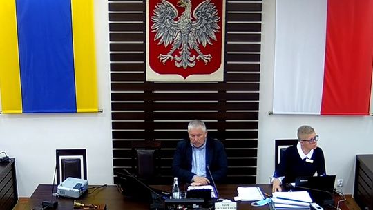 SESJA POWIATU DZIERŻONIOWSKIEGO