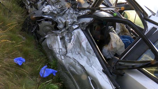 SKASOWANY OPEL NA OBWODNICY UCIECHOWA