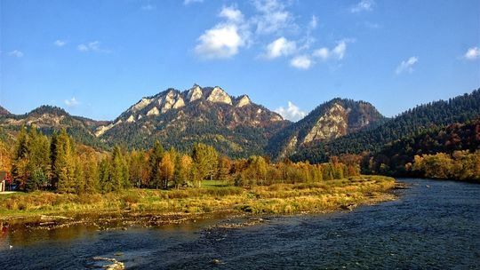 Spływ lub rafting Dunajcem – ekstra zabawa w towarzystwie fascynującej przyrody!