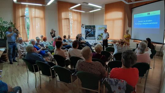 SPOTKANIE Z SENIORAMI I ROZMOWA O ICH BEZPIECZEŃSTWIE