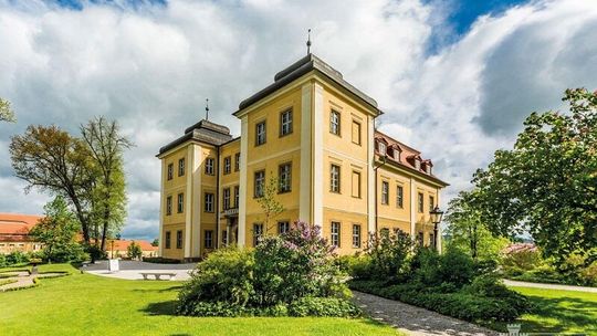 Sprawdź, jakie atrakcje znajdziesz w Zamku Łomnica