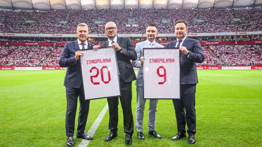 Staropolanka oficjalną wodą reprezentacji Polski w piłce nożnej