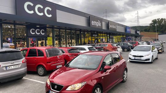 STB Budownictwo oddało M Park Nowa Ruda. Park handlowy już otwarty dla klientów