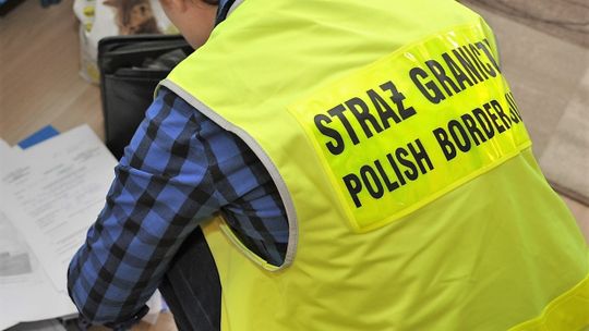 STRAŻ GRANICZNA ZATRZYMAŁA UKRAINKĘ, KTÓRA FAŁSZOWAŁA DOKUMENTY