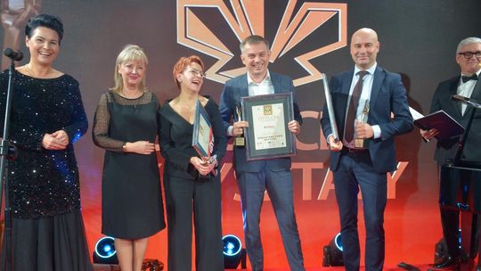 Super Sudecki Kryształ dla firmy Domino Polska, która świętuje 30-lecie swoich salonów