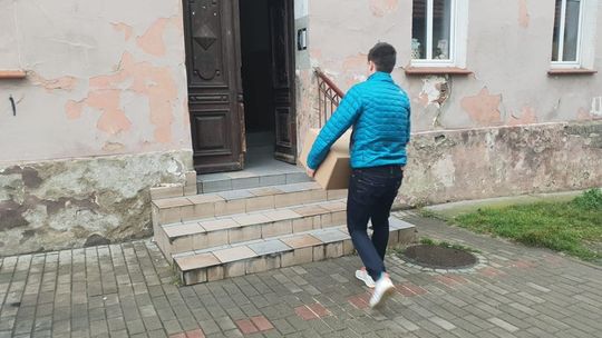 ŚWIĄTECZNA AKCJA CHARYTATYWNA UKS „SIÓDEMKA” BIELAWA