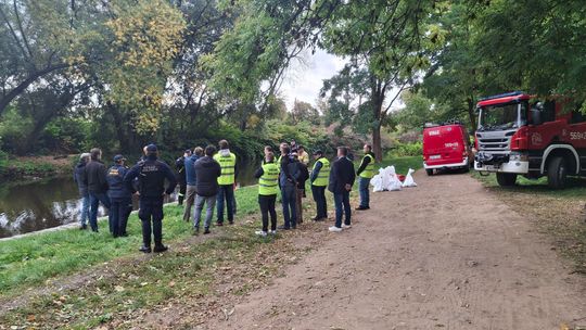 Świdnica przygotowuje się na zagrożenie powodziowe. Szkolenie kadry kierowniczej urzędu i ćwiczenia praktyczne służb
