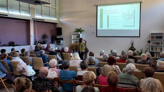 „Szare Komórki w Dobrej Formie”: Warsztaty dla Seniorów w Bielawie