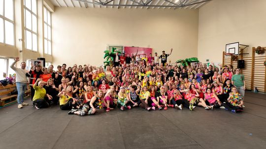 Taneczna petarda w Kłodzku: Za nami Charytatywny Maraton Zumby dla Justyny Jachimowicz Taneczna petarda w Kłodzku: Za nami Charytatywny Maraton Zumby dla Justyny Jachimowicz