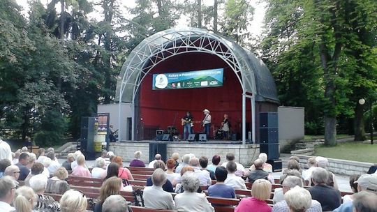 TRWA KONCERT MUZYKI COUNTRY W POLANICY