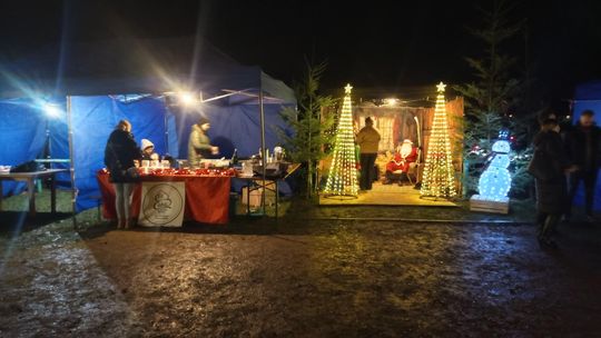 Uciehów, Mikołaj i Jarmark Świąteczny Uciehów, Mikołaj i Jarmark Świąteczny