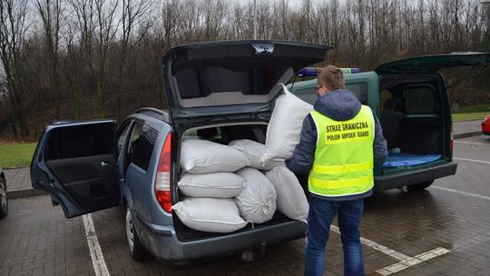 UJAWNIONO WYROBY TYTONIOWE O WARTOŚCI 140.000 ZŁ