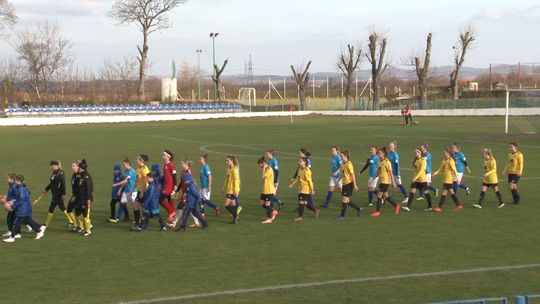 UKS BIELAWIANKA WYGRYWA Z RESPEKTEM MYŚLENICE