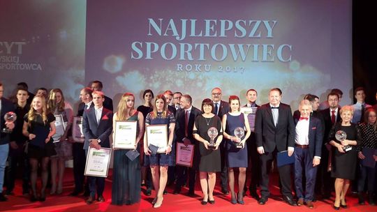 UKS LECHIA DZIERŻONIÓW – NAJLEPSZĄ SZKÓŁKĄ NA DOLNYM ŚLĄSKU