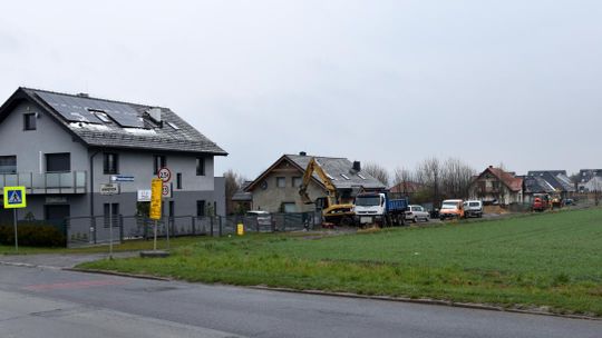 ULICA PRZEDWIOŚNIE W BUDOWIE DOŚĆ NIETYPOWEJ