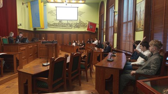 VIII sesja  nadzwyczajna Młodzieżowej Rady Dzierżoniowa