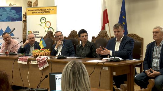 W Bystrzycy Kłodzkiej rozmawiali o zatrudnieniu i pomocy uchodźcom z Ukrainy