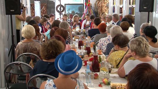 W DZIERŻONIOWIE CZYTALI „WESELE” WYSPIAŃSKIEGO