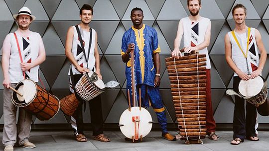 W ŚWIĘTO WIOSNY ZAPRASZAMY NA WARSZTATY BĘBNIARSKIE 