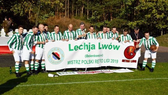 W WARSZAWIE LECHJA Z PUCHAREM!