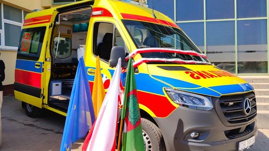Wałbrzych: nowa karetka przeznaczona do transportu pacjentów kardiologicznych.