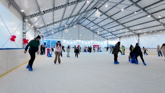 Walentynkowe Ice Disco z Młodzieżową Radą Dzierżoniowa